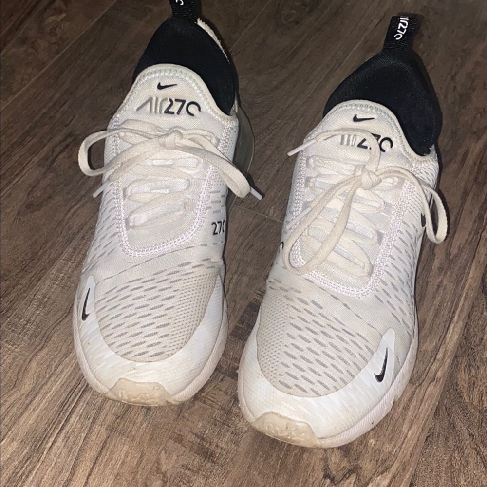Nike 270
